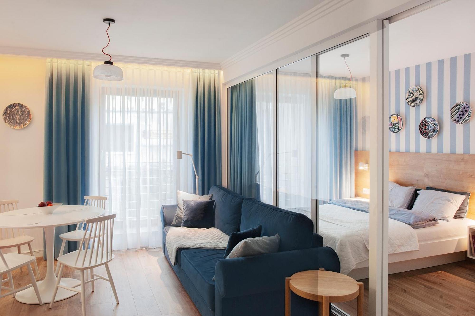 I - Z Parkingiem Apartment *